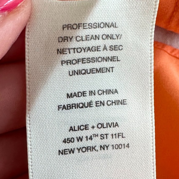 Alice + Olivia Coral/Orange Silk V-Neck Blouse Size Medium Designer Lightweight - Picture 7 of 10